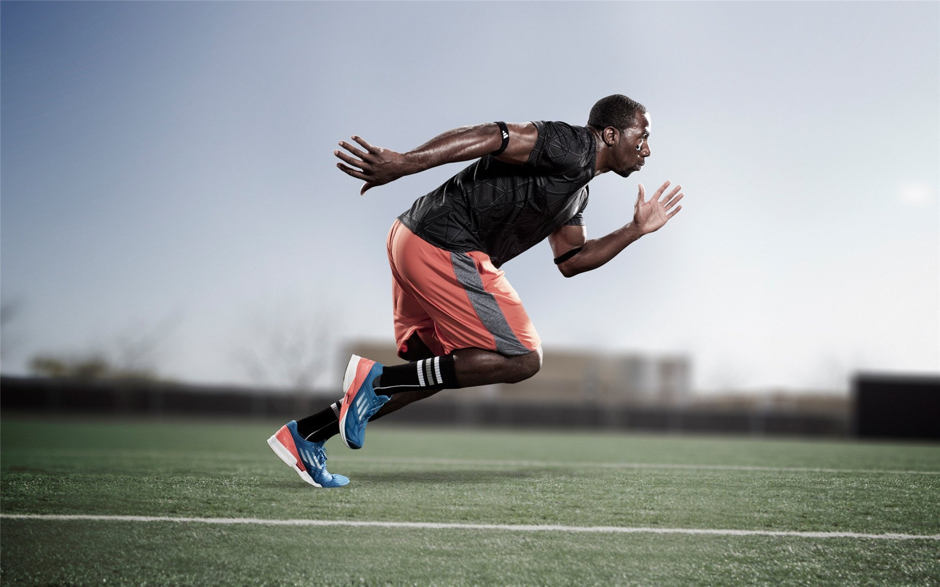 Jiu You-中国足球逐步推动从职业到草根多层面发展路径，我国职业足球的发展现状