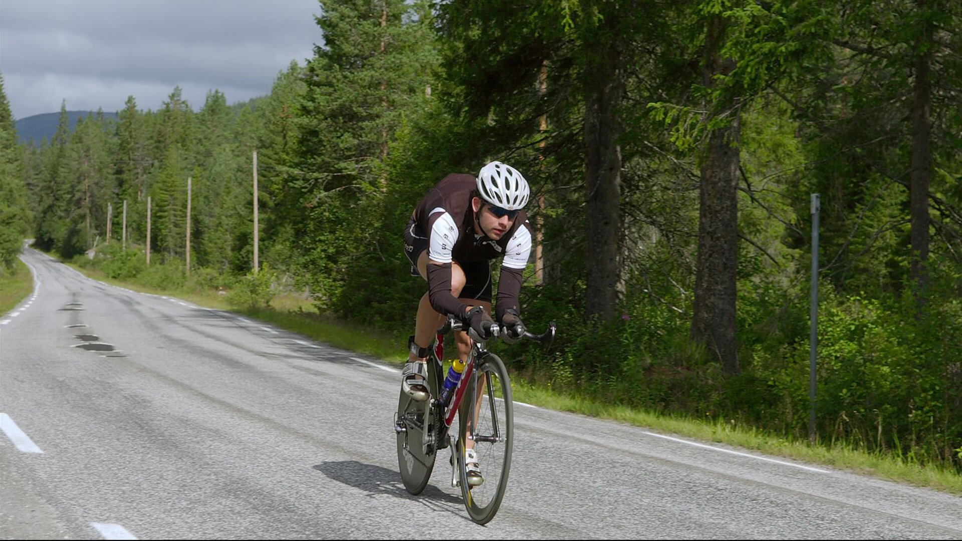 《最具人气战队战绩盘点：他们的荣耀时刻》，战队荣耀历程